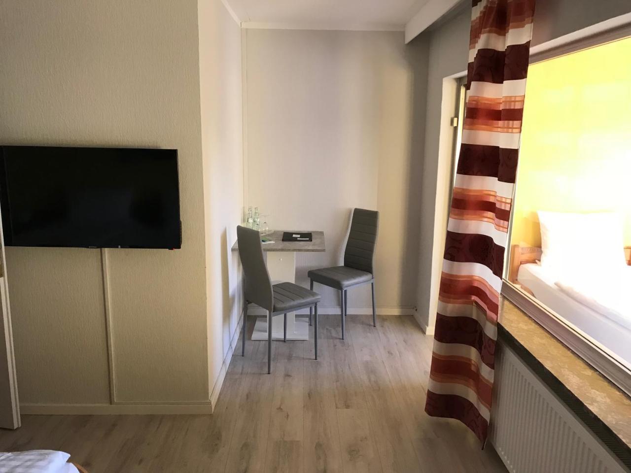 Hotel Zum Ochsen Wonsheim 外观 照片