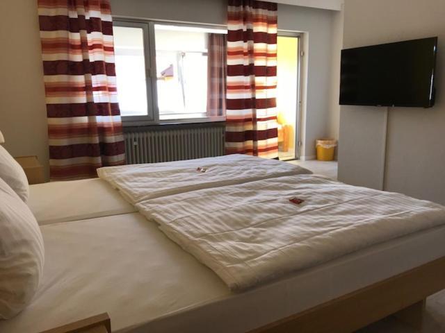 Hotel Zum Ochsen Wonsheim 外观 照片